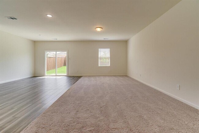 778 Camden Drive, Lavon, TX 75166 photo 5