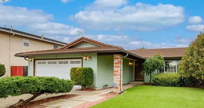 211 Helado Rd Fremont, CA 94539 photo 3
