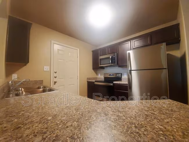 1550 Kal Ct Belton, TX 76513 photo 4