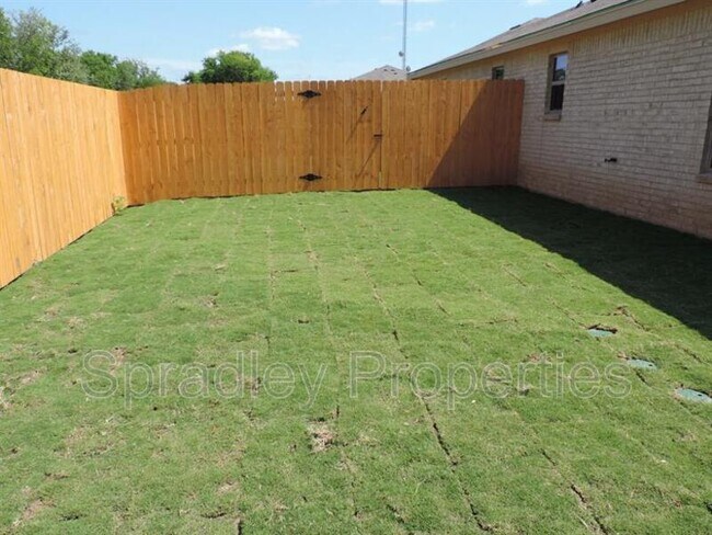 1550 Kal Ct Belton, TX 76513 photo 3