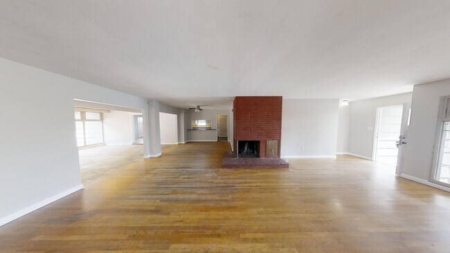 5018 Rockford Dr San Diego, CA 92115 photo 2