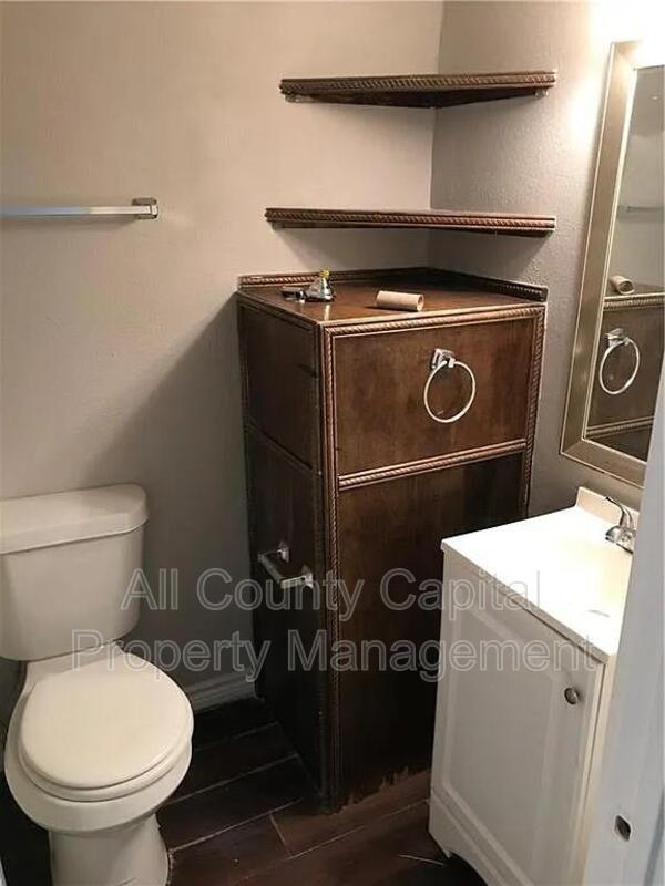 4501 Witham Ln Austin, TX 78745 photo 4