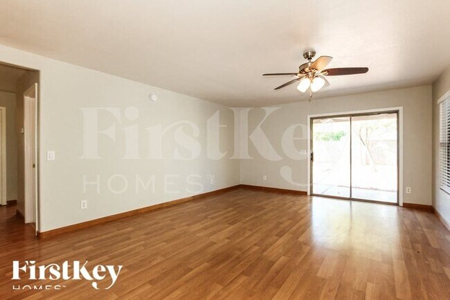13006 W Redfield Rd El Mirage, AZ 85335 photo 3