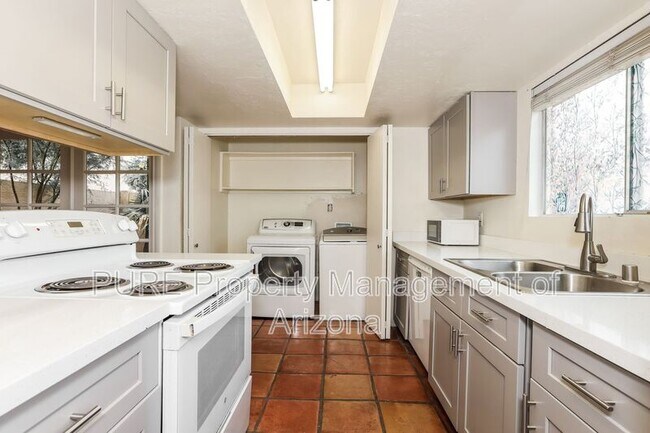 2145 E Rosarita Dr photo 5