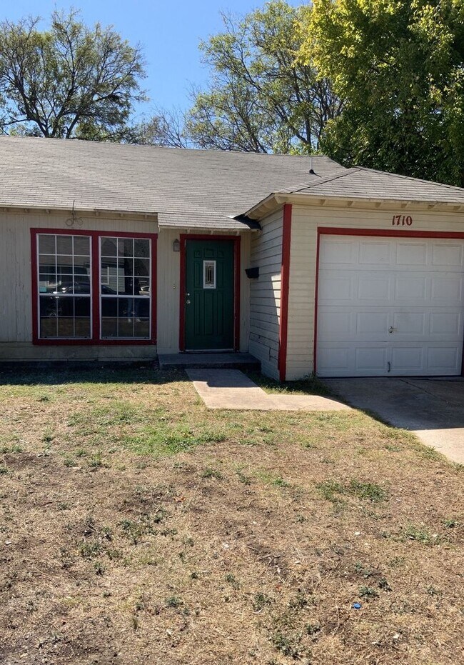 1710-1712 Alamo Ave Killeen, TX 76541 photo 2
