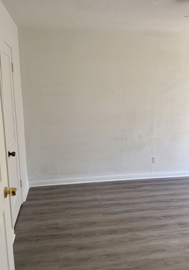 1710-1712 Alamo Ave Killeen, TX 76541 photo 4