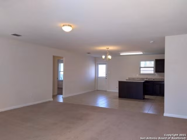 7419 Clear Point San Antonio, TX 78242 photo 3