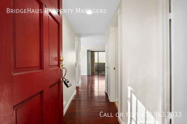 1087 Shadowridge Dr Vista, CA 92081 photo 4