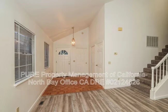 1190 Exeter Dr Santa Rosa, CA 95401 photo 5