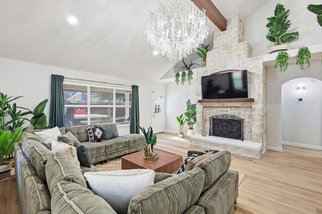2831 Rosewood Blvd McKinney, TX 75071 photo 4