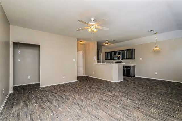13428 Vida Ln Dallas, TX 75253 photo 2
