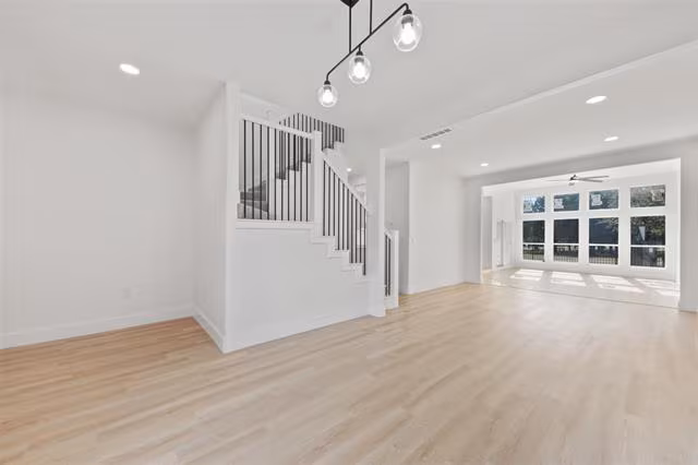 1412 N Crosspointe St photo 4