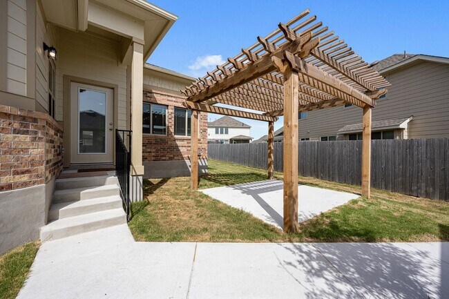 18031 Lungo St Pflugerville, TX 78660 photo 3