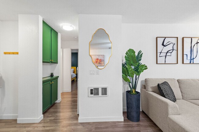 4580 Ohio St San Diego, CA 92116 photo 2
