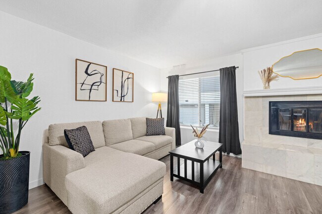 4580 Ohio St San Diego, CA 92116 photo 3