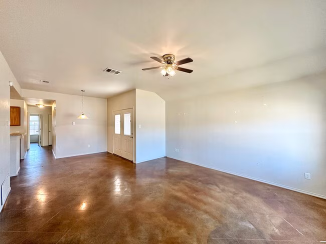 6300 Temora Loop Killeen, TX 76549 photo 4