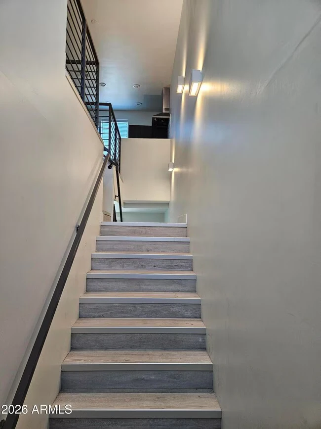 264 S Roosevelt St Tempe, AZ 85281 photo 4