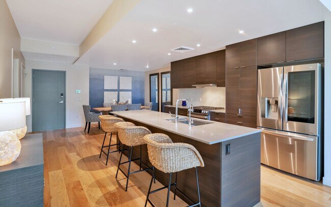 2300 E Campbell Ave Phoenix, AZ 85016 photo 4