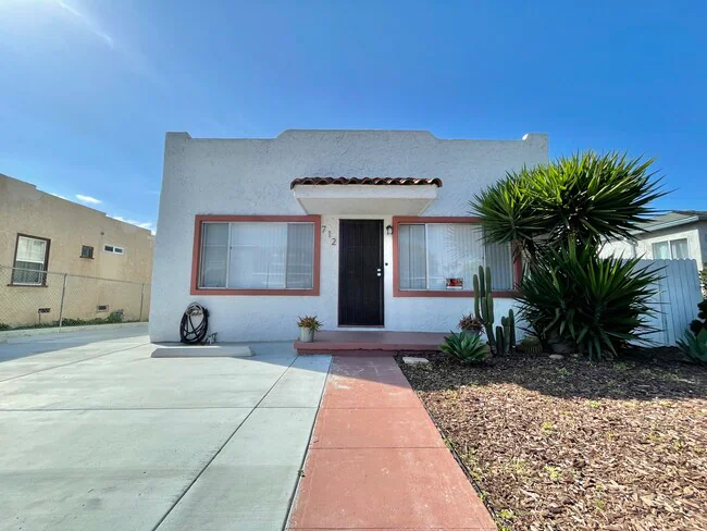 712 South 37th Street, San Diego, CA 92113 photo 3