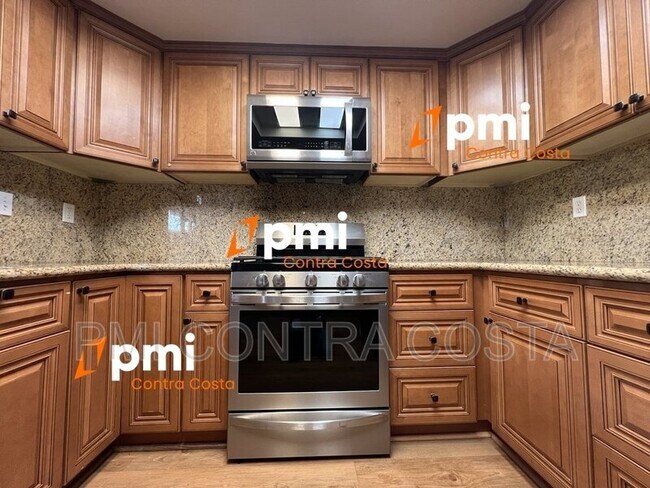 315 Preakness Ct photo 3