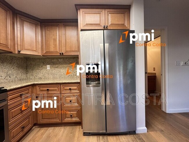 315 Preakness Ct photo 2