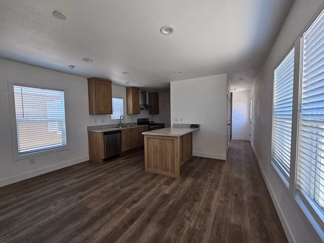 1409 N French St photo 5