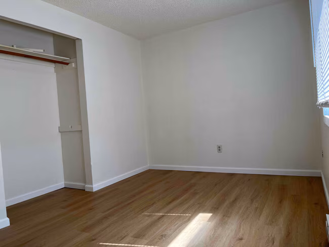 338 Willow St Bremerton, WA 98310 photo 5