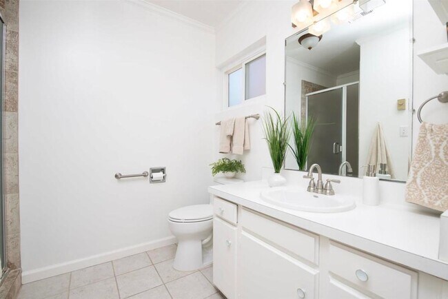 4951 Art St San Diego, CA 92115 photo 3
