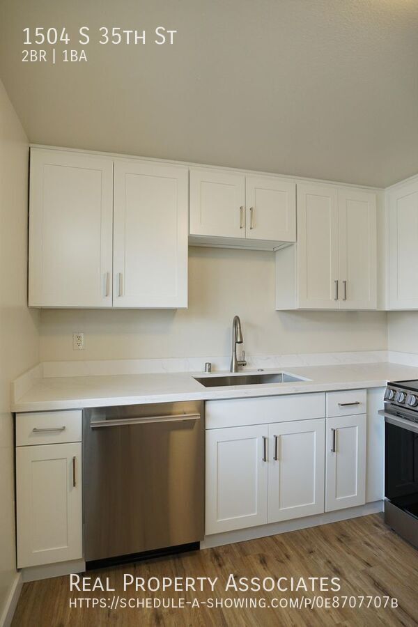 1504 South 35th Street, Tacoma, WA 98418 photo 2