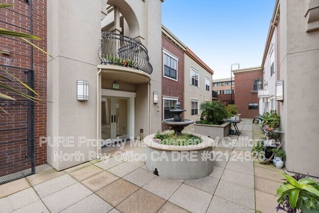 110 5th St Santa Rosa, CA 95401 photo 3