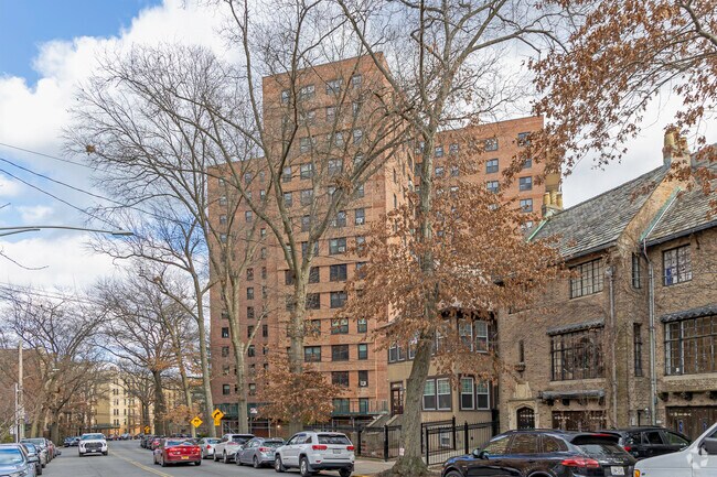 3850 Sedgwick Ave Bronx, NY 10463 photo 4