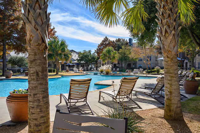 Lake Pointe Apts photo 4