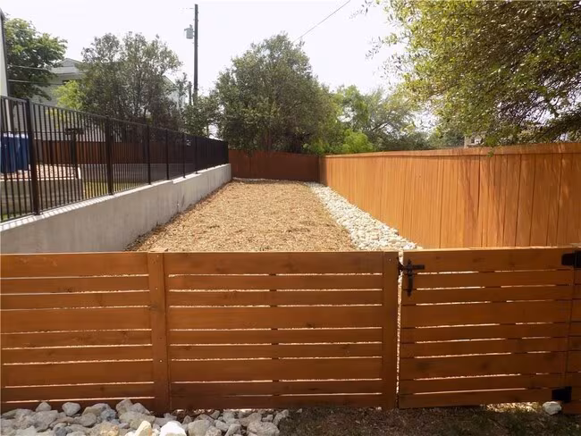 1931 E 38th 1/2 St Austin, TX 78723 photo 3
