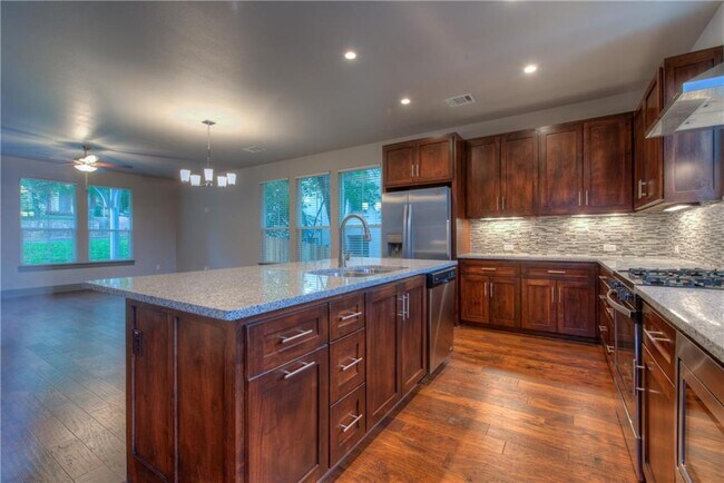 3110 Grandview Street, Austin, TX 78705 photo 4