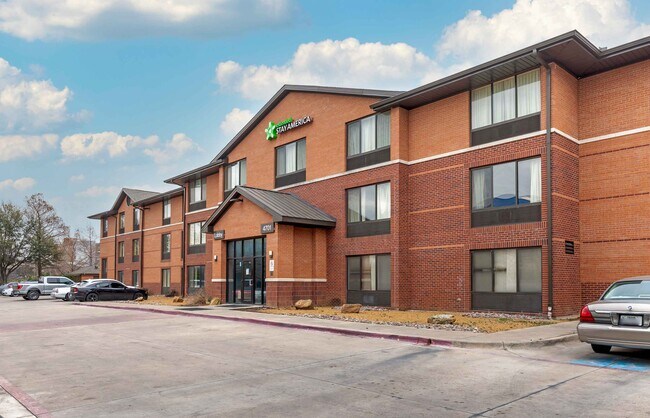 Fort Worth - Southwest photo 2