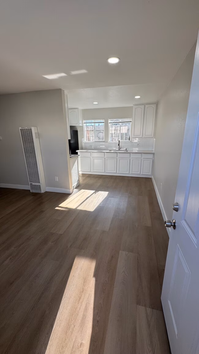 538 Douglas Avenue, Oakland, CA 94603 photo 3