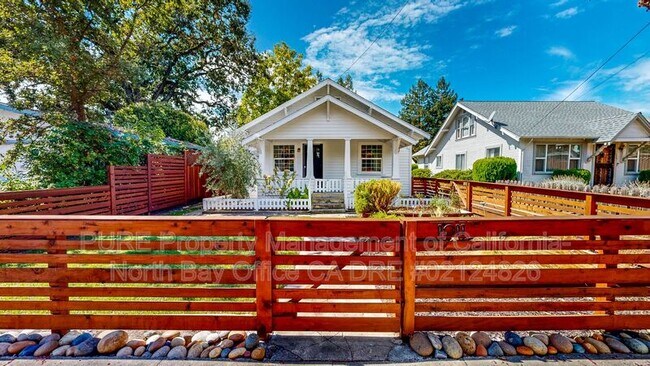 1011 Rutledge Ave Santa Rosa, CA 95404 photo 3