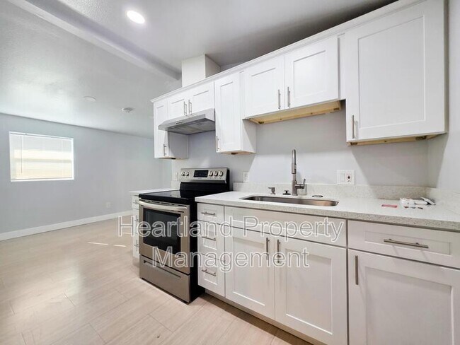 572 El Cajon Boulevard, El Cajon, CA 92020 photo 3