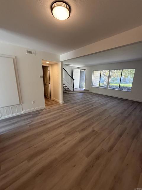 2746 Viaduct Tulipan, Carlsbad, CA 92010 photo 4
