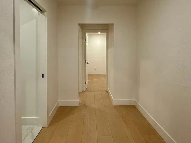 593 S Sixth St San Jose, CA 95112 photo 3