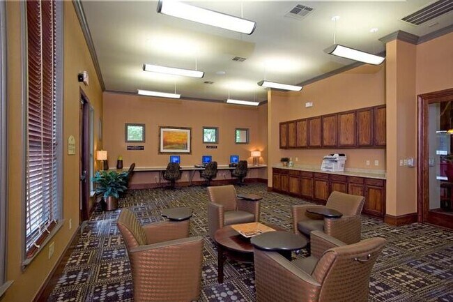 10701 S I-35 Frontage Rd Austin, TX 78747 photo 2