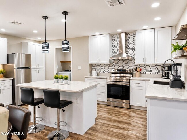 5509 S Mill Ave Tempe, AZ 85283 photo 5