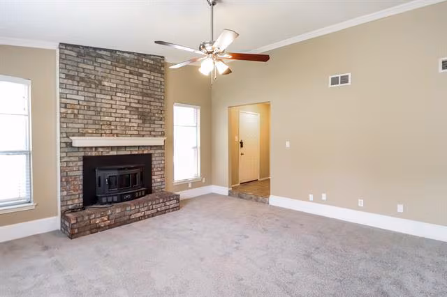 5903 Cameron Dr Arlington, TX 76017 photo 3