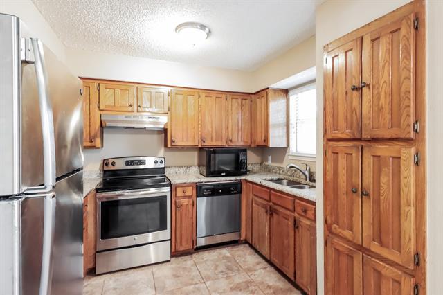 5903 Cameron Dr Arlington, TX 76017 photo 5