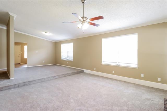 5903 Cameron Dr Arlington, TX 76017 photo 4