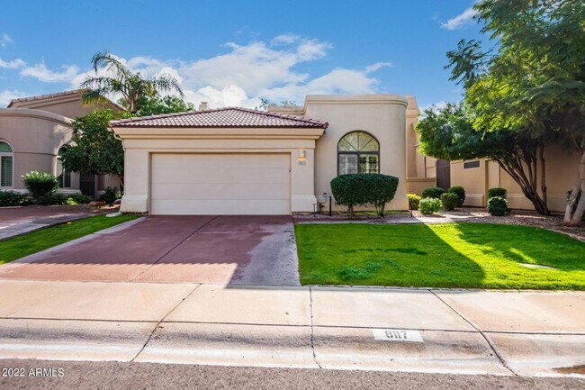 8117 E CORTEZ Drive photo 2