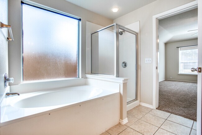 612 Arrowood Place, Round Rock, TX 78665 photo 5
