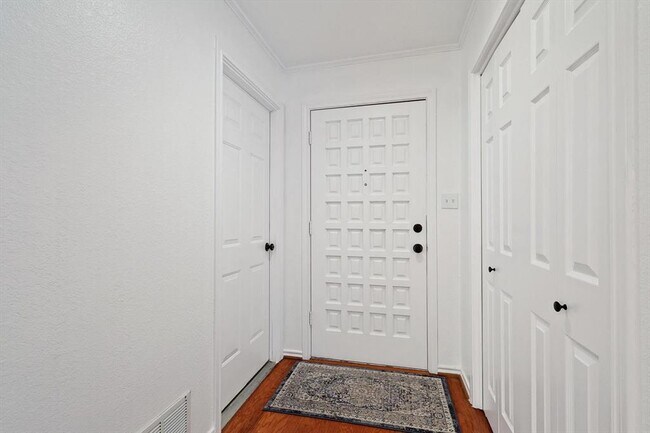 1414 Hampton Road, Grapevine, TX 76051 photo 5