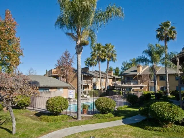 1101 Chestnut Street, Escondido, CA 92025 photo 2