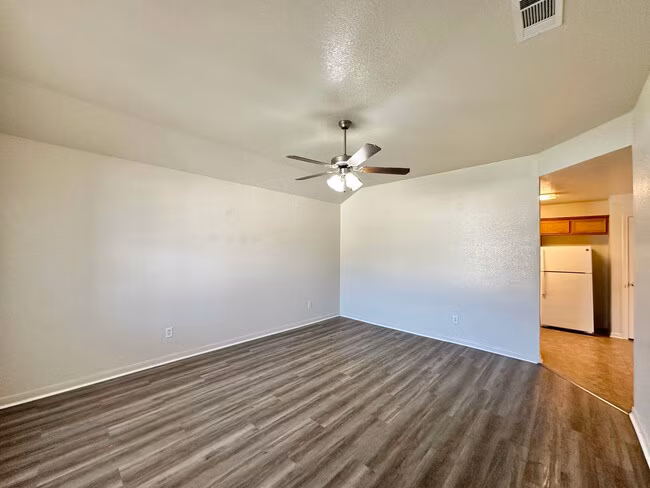 1404 Cinch Dr Killeen, TX 76549 photo 4